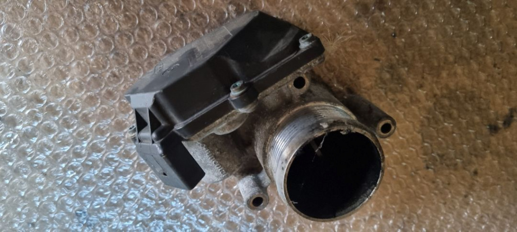 06873 02562 Clapeta acceleratie 2.0 tdi 03l128063k