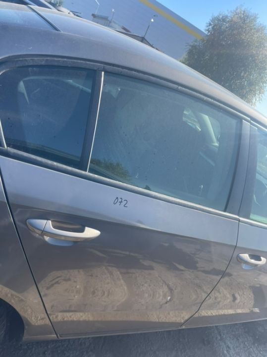 072 Usa Dreapta Spate Volkswagen Passat B7 Berlina