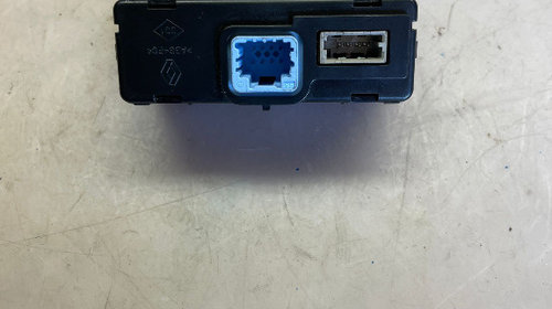 09004 Priza USB auxiliara Renault 280230002R