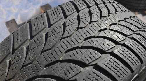 2 Anvelope Iarna 225/55 R17 BRIDGESTONE BLIZZAK LM32 97H