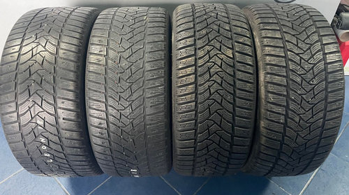 2 Buc. Anvelope iarna M+S Dunlop WinterSport 5, 225/40R18 DOT 3718