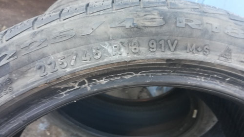 2 cauciucuri M +S Pirelli 225 45 18 runflat