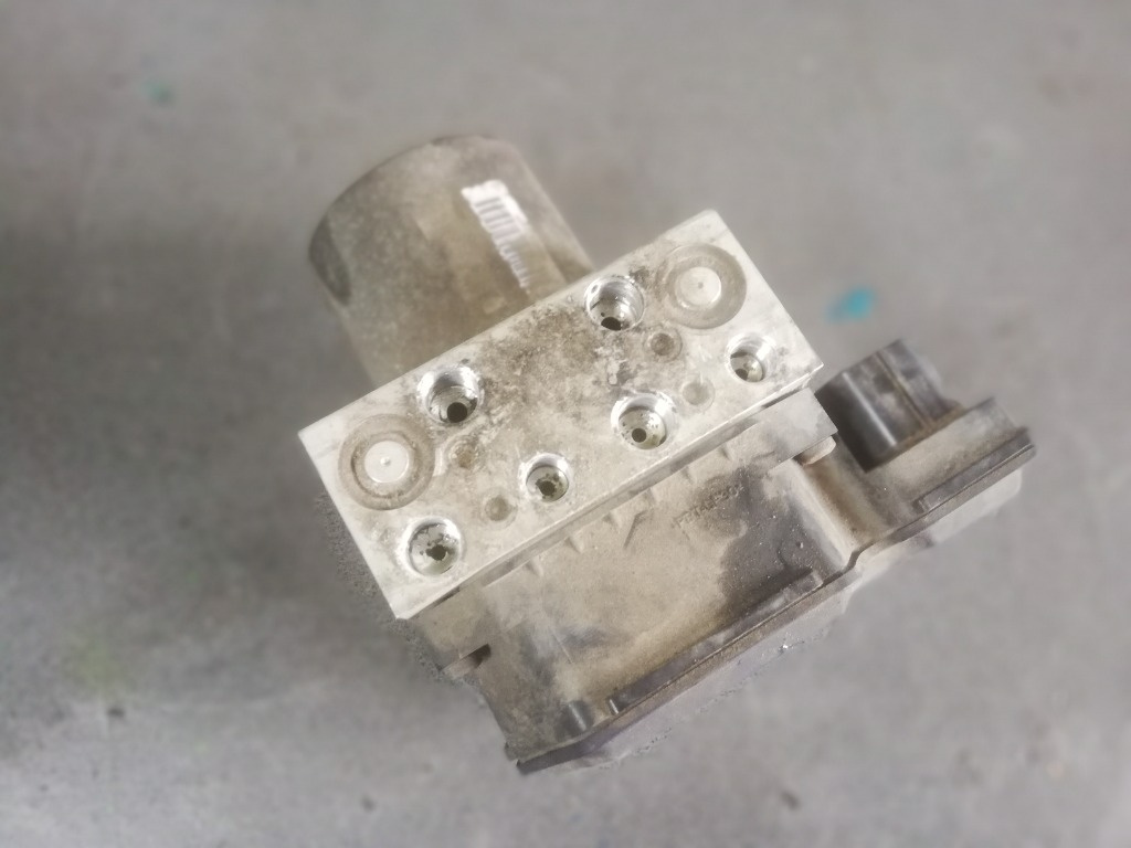 3AA614109AB Pompa ABS VW Passat B7 Combi