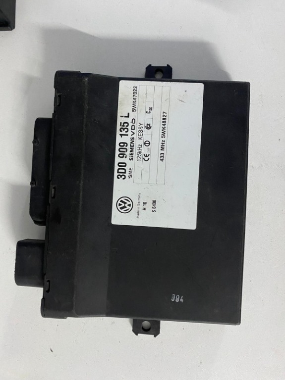 3D0909135L MODUL/CALCULATOR KEYLESS GO/KESSY VOLKSWAGEN PHAETON/TOUAREG 7