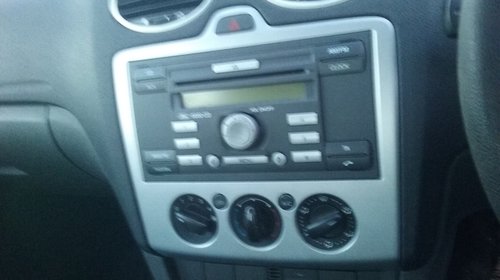 6S61-18C815-AG Radio CD Ford Focus 2 model 6000 C