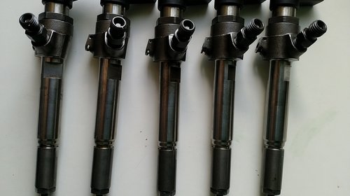 8200380253 Injector 166009445R H8200294788 Nissan Note Qashqai +2 Tiida Renaulet Clio III 1.5 DCI