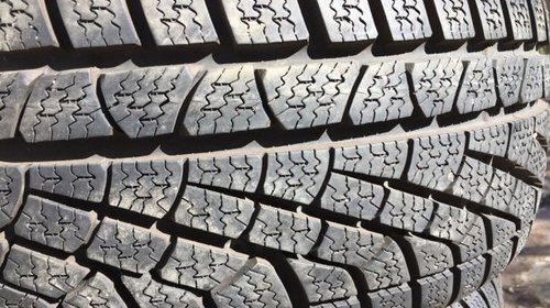 9 mm profil - Pirelli Winter SottoZero XL 205/40 R17 84H! Anvelope NOI !