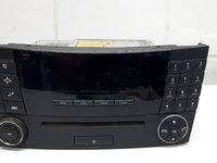 A2118209889 Radio / CD Player Mercedes E Class W211 2003/2004/2005/2006/2007/2008/2009