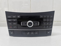 A2129005312 Navigatie / Radio / CD Player Mercedes E Class W212