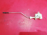 Actuator motoras capac rezervor Vw Passat B6 combi 3C0810773