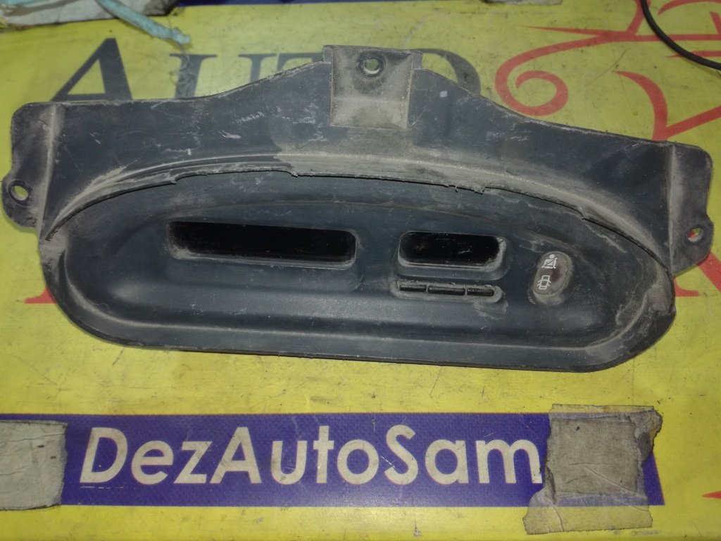 Afisaj Radio display Renault MEGANE SCENIC cod 7700413529