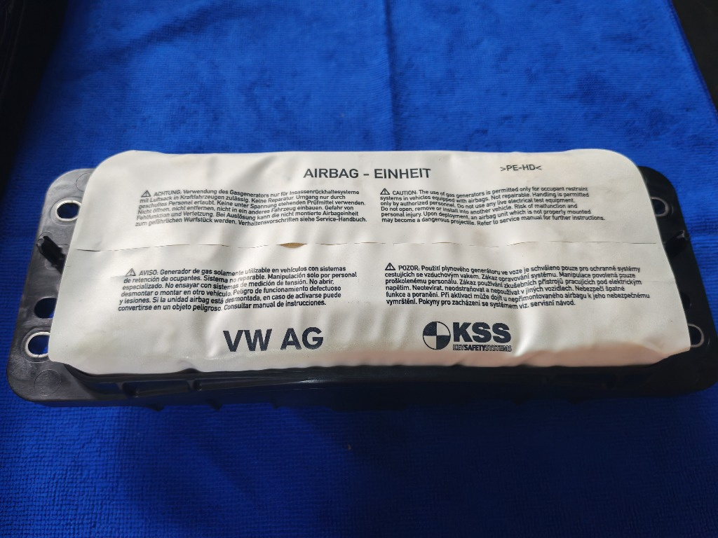 Airbag Pasager VW Golf 7 / Audi A3 / Skoda Octavia 3 cod : 8V0880204G