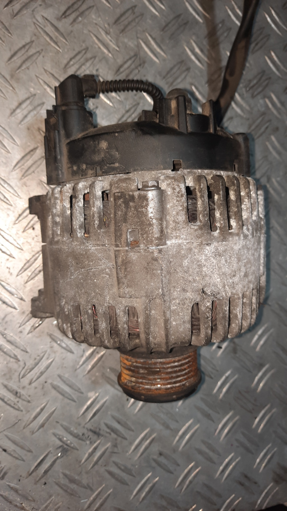 Alternator 1.9 TDI BLS an 2005-2010 cod 