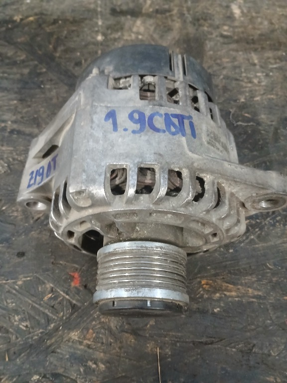 Alternator 1.9CDTi Opel Astra H Vectra C Meriva B - imagine 1