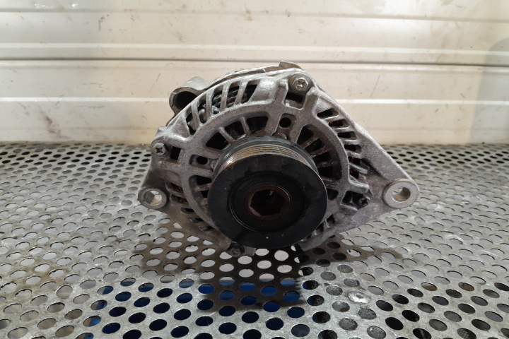 Alternator mitsubishi 1800a334 a2tx1081b noi si sh de vanzare - TU