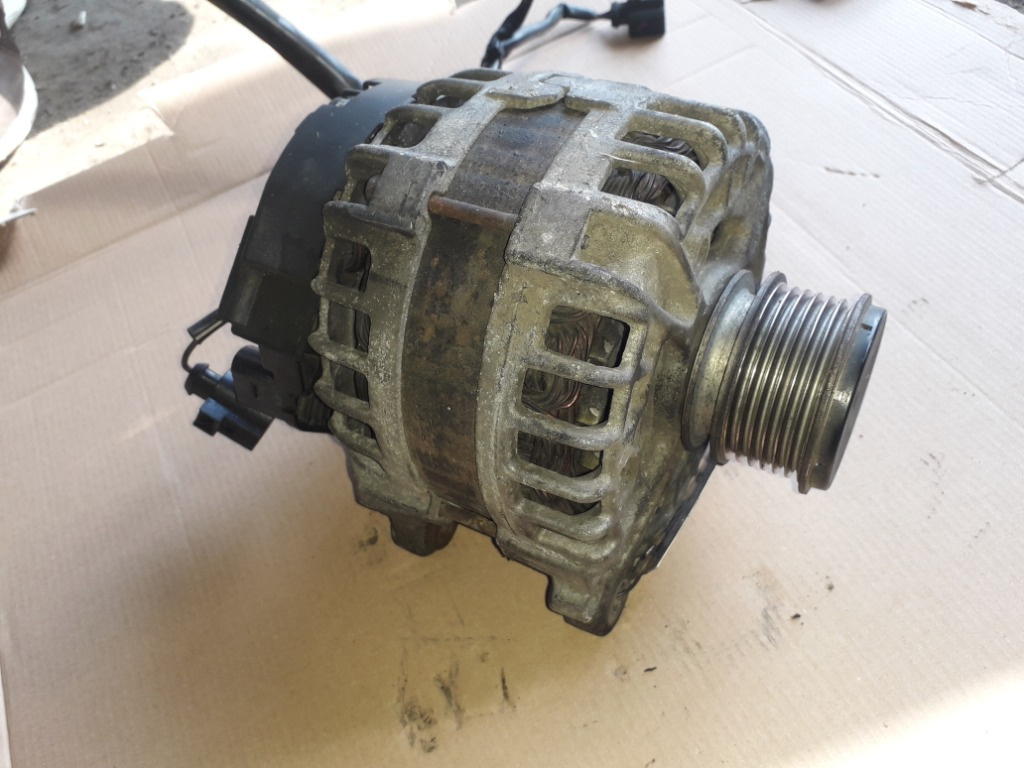 Alternator 180A Passat B7 combi 2.0 CFFB