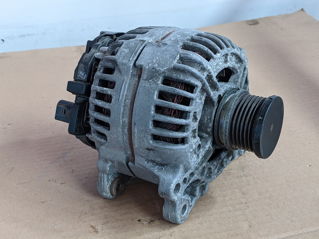 Alternator Audi A4 b8 A5 A6 2.0 diesel c