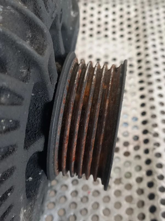 Alternator Audi A6 4F C6 A5 A4 B7 Q7 A8 