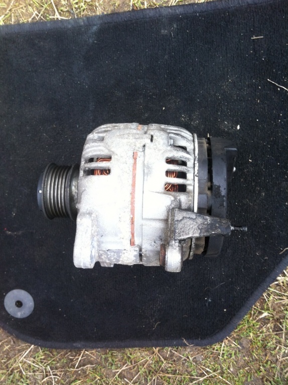Alternator Cod 06f903023f Skoda Octavia 2 2 0 Tdi