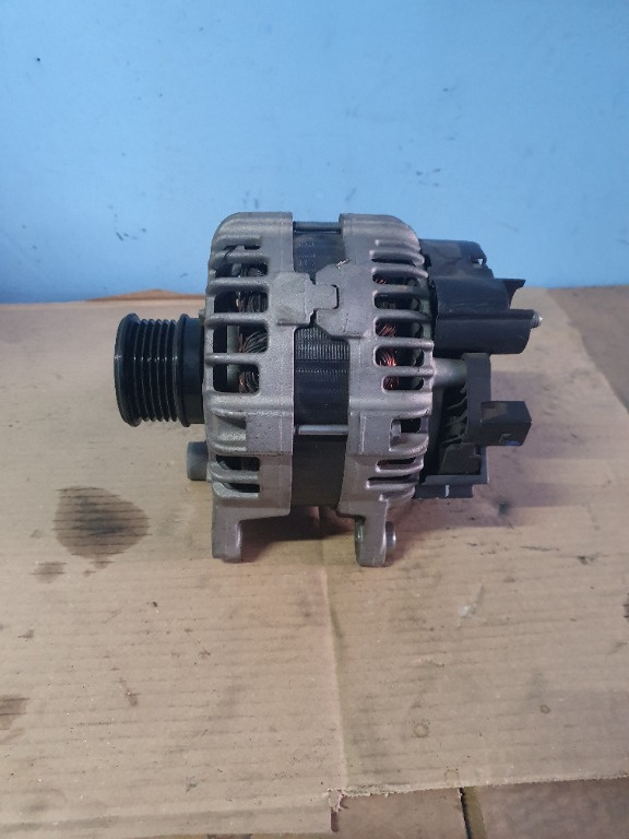 3 Best Alternators for Mercedes-Benz C300 [Reliable Power in 2025