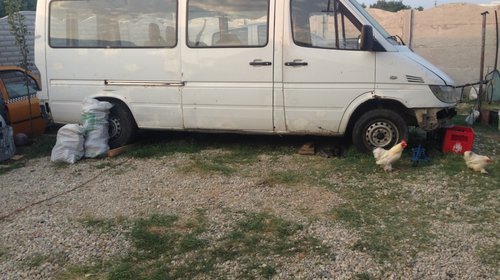 Alternator Mercedes SPRINTER 2005 duba 2.2