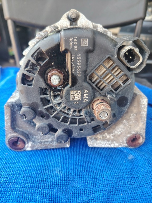 ALTERNATOR OPEL ASTRA J 1.6i EURO 6 AN 2016 COD 13595629