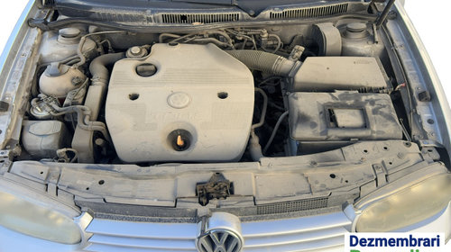 Alternator Volkswagen VW Golf 4 [1997 - 2006] Hatchback 3-usi 1.9 TDI MT (90 hp) Cod motor ALH, Cod culoare LA7W