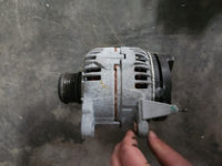 Alternator Vw Golf 5 1.9 TDI 2006 2007 2008 2009 cod 06F903023F