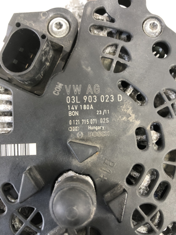 Alternator VW Passat B7 Variant 2.0 TDI 