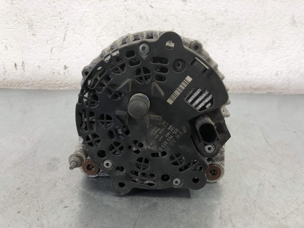 Alternator VW Passat B7 Variant 2.0 TDI 
