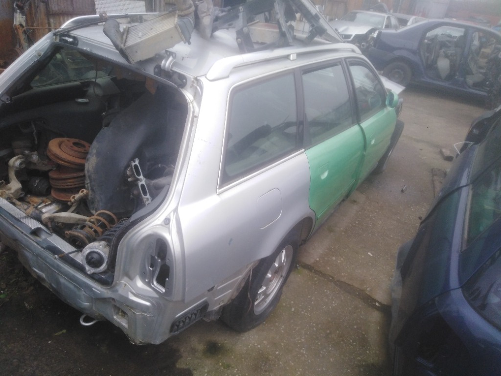 Amortizor capota Audi A4 B5 1999 Combi 2