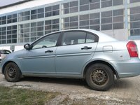 Amortizor capota Hyundai Accent 2008 berlina 1.4 benzina