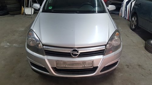 Amortizor capota Opel Astra H 2005 HATCHBACK 1.7 DIZEL