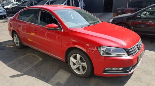 Amortizor capota Volkswagen Passat B7 2011 Berlina 2.0 TDI