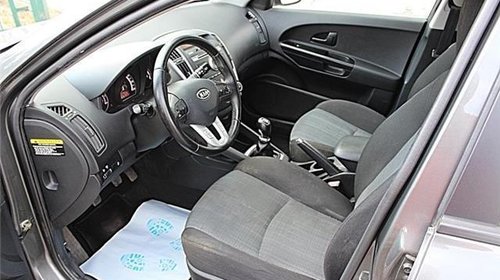Amortizor haion Kia cee'd 2011 Hatchback 1.6CRDi