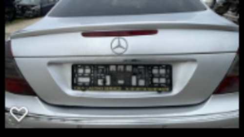 Amortizor spate dreapta Ansamblu complet. Arc plus amortizor Mercedes-Benz E-Class W211/S211 [2002 - 2006] Sedan 4-usi E 200 CDI MT (122 hp)