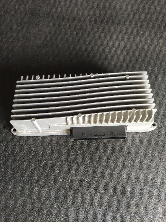 Amplificator 6 canale Audi A4 A5 Q5 2012-2016 8R0035223H 8R0035223G