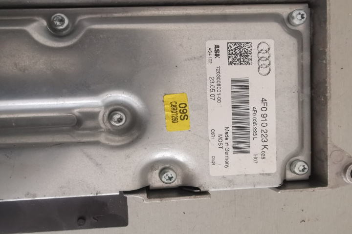 amplificator Amplificator Audi A6 4F0910