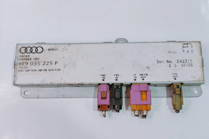 Amplificator Antena 8E9035225P Audi A4 B7 [2004 - 