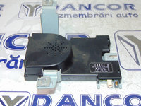 AMPLIFICATOR ANTENA AUDI A3(8P) COD 8P4 035 225 D