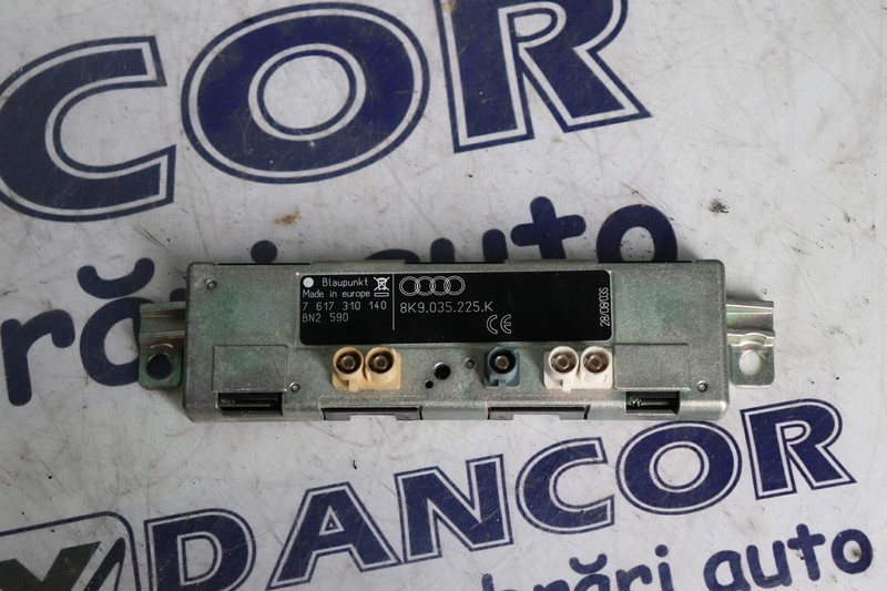 AMPLIFICATOR ANTENA AUDI A4 B8 / AN 2008