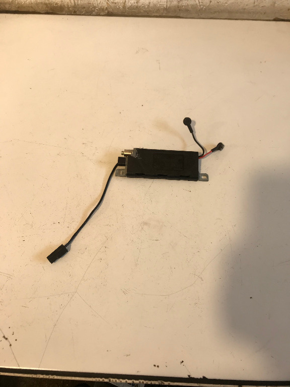 Amplificator antena audi a6 c5 1998 - 2004 cod: 4b5035225k