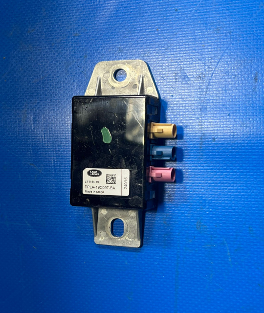Amplificator antena dpla19c097ba dpla19c097ba Jaguar F-Pace [2016 - 2020]