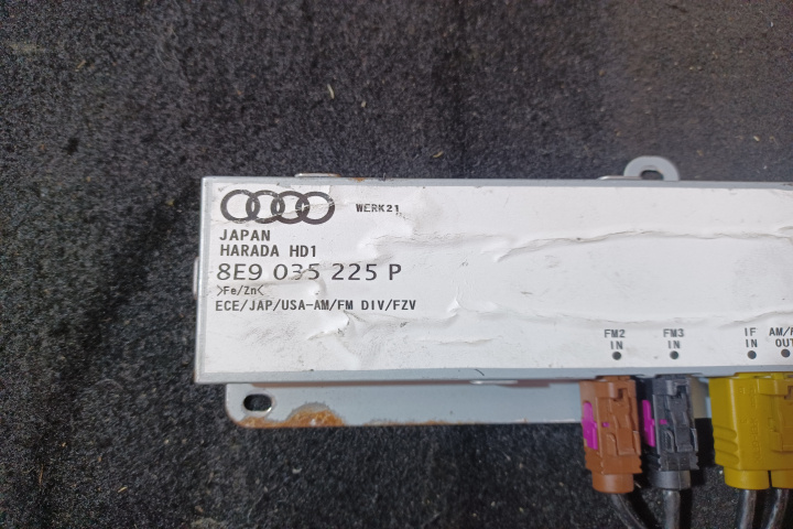Amplificator antena radio 8E9035225P 8E9