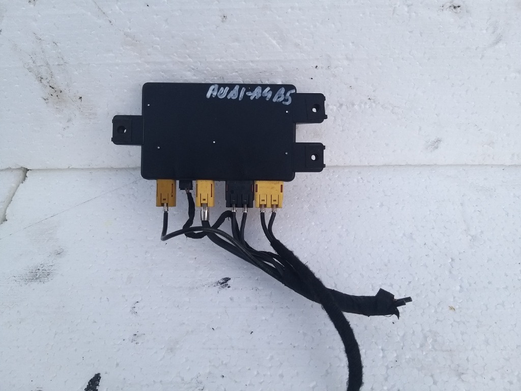 Amplificator antena radio Audi A2 A3 8L 