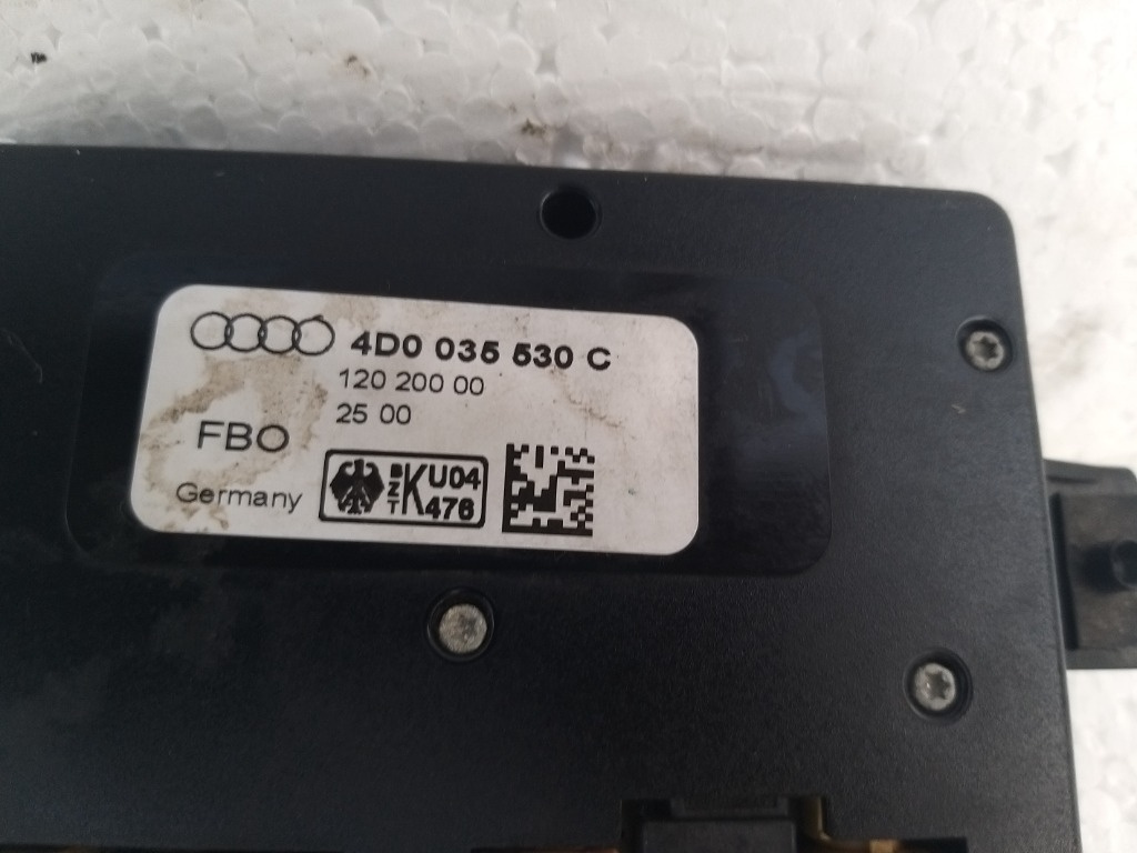 Amplificator antena radio Audi A2 A3 8L 