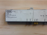 Amplificator antena radio pentru Audi A4 B6, B7, A6 C6 cod 8E9035225P