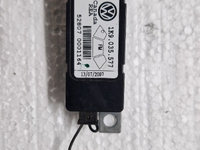 Amplificator antena VW Golf 5 cod 1K9035577