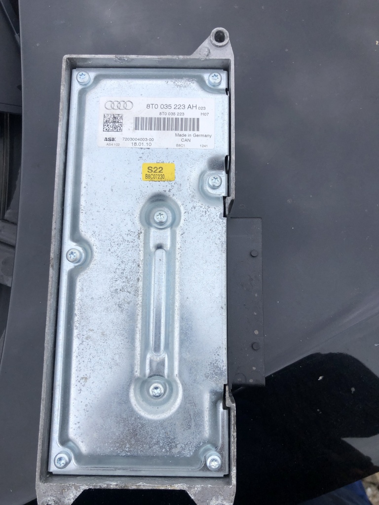 Amplificator Audi A4 8K, A5 8T, Q5 8R cod: 8T0035223AH