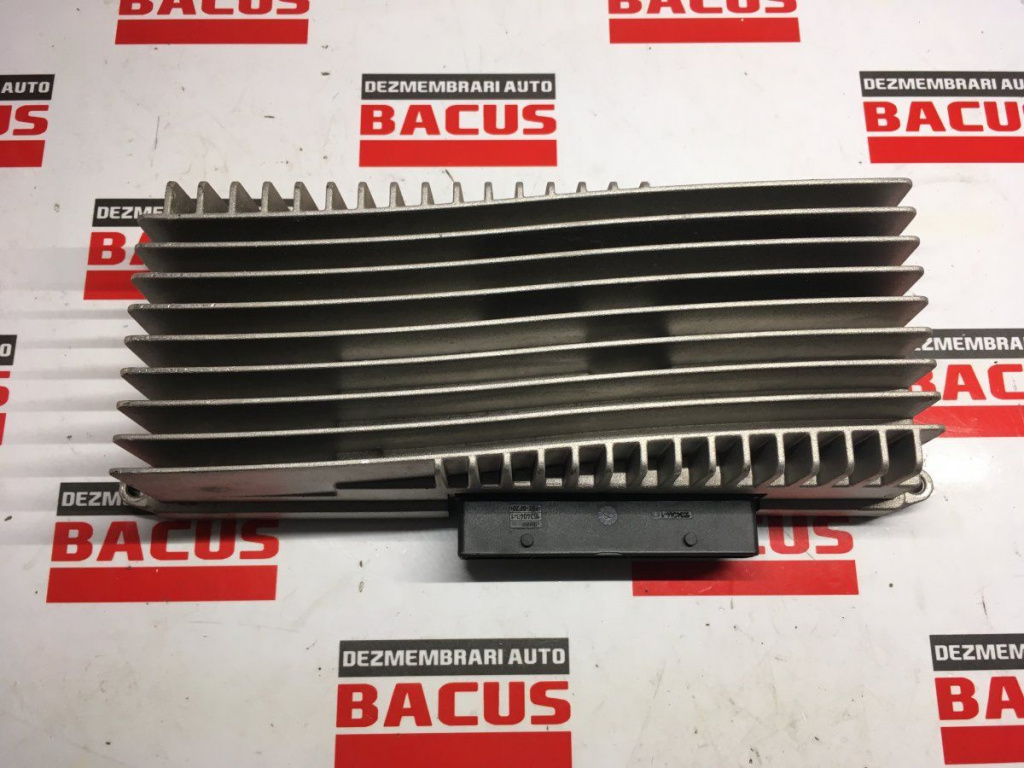 Amplificator Audi A4 B8 cod: 8r0035223f